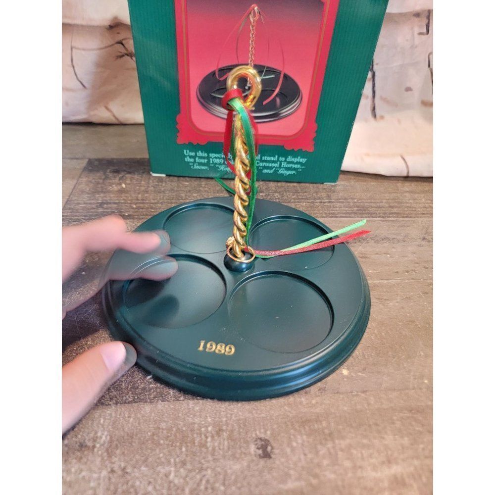Hallmark 1989 Christmas carousel horse display stand ornament Xmas decor‎